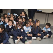 Festejos por el Día de la Bandera con los niños de Jardín